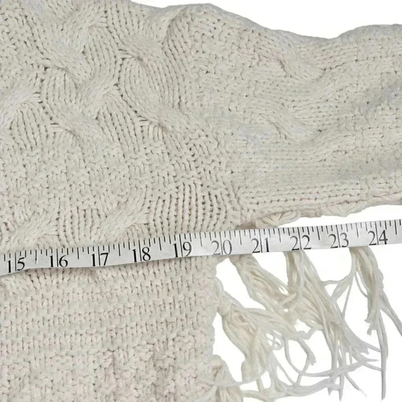 Zara Chunky Knit  Fringe Crop Sweater Cream Size Medium - Picture 12 of 13
